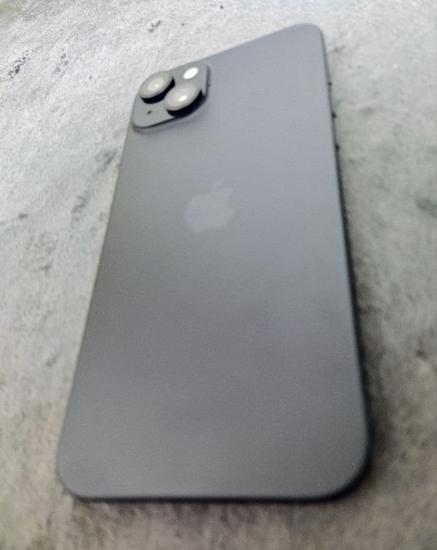 【超美品】iPhone 15 Plus 128GB ブラック 初期化済み おまけ