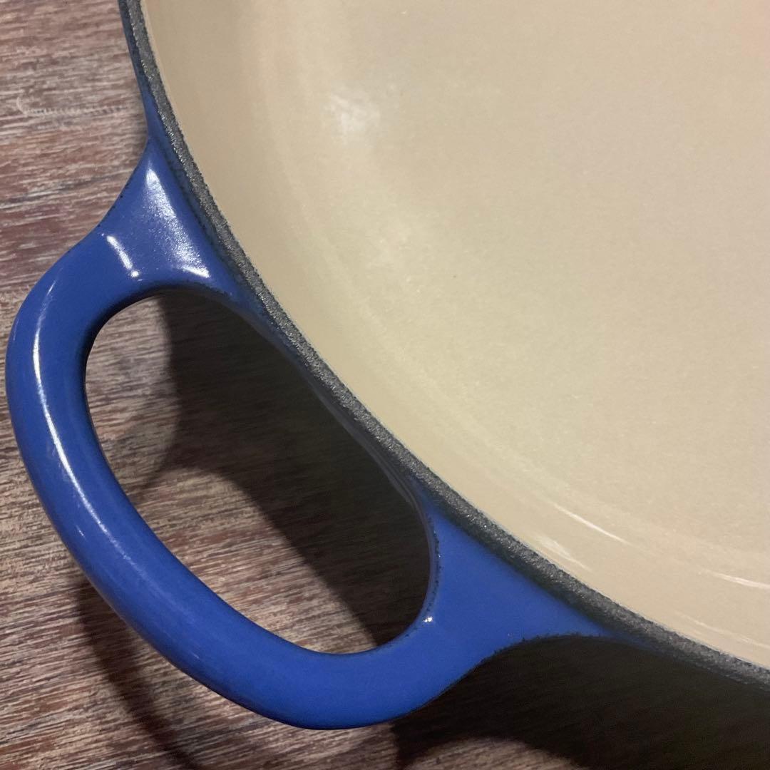 美品！ル・クルーゼ シグニチャー ビュッフェ・キャセロール 26cm