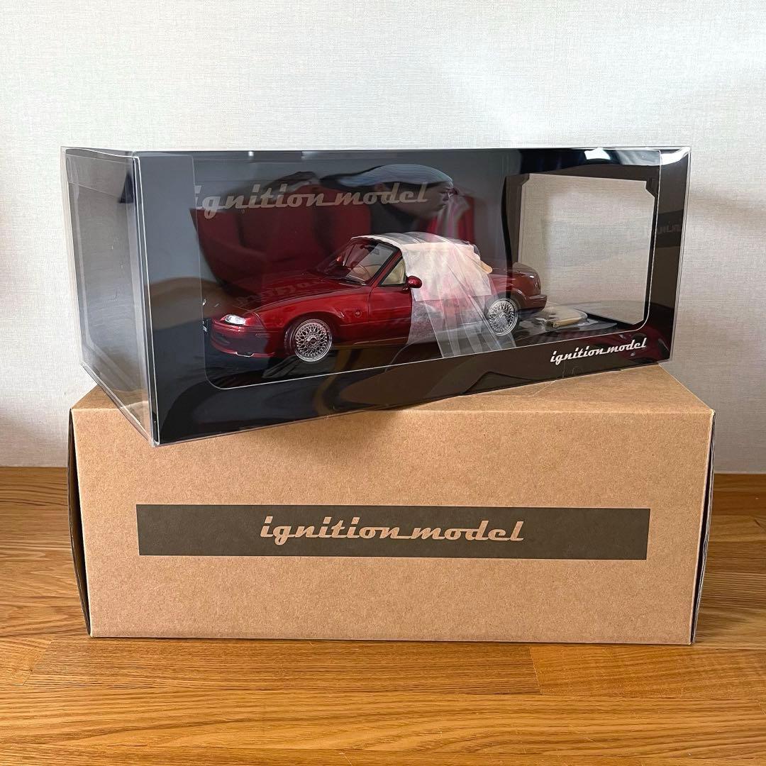 【美品】 イグニッションモデル 1/18 ユーノスロードスター（NA）