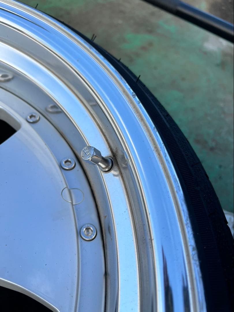 19インチ9.5j＋43 pcd114.3 SSR ヴィエナクライス 2本