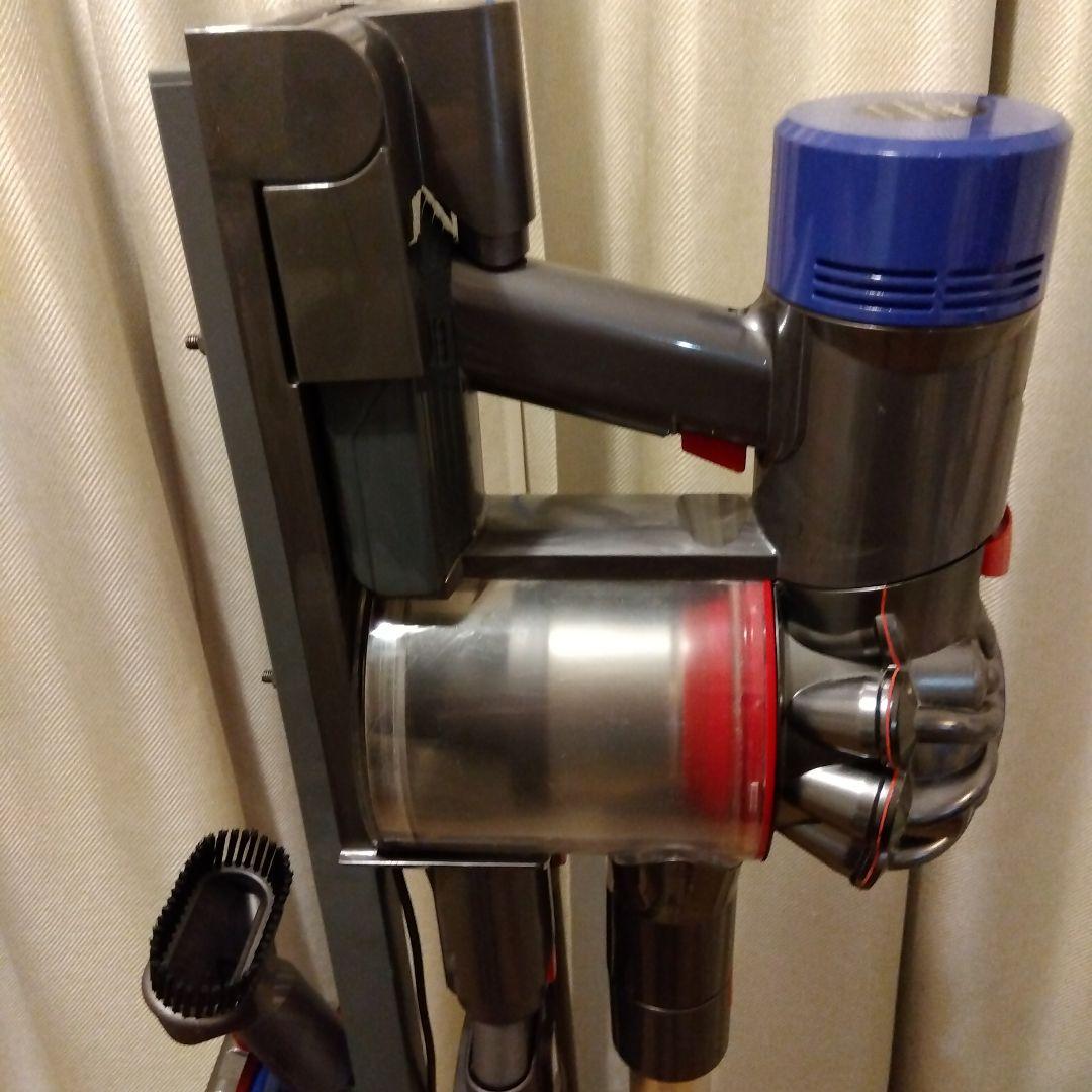 ダイソン コードレスクリーナー V8 SV10 前期