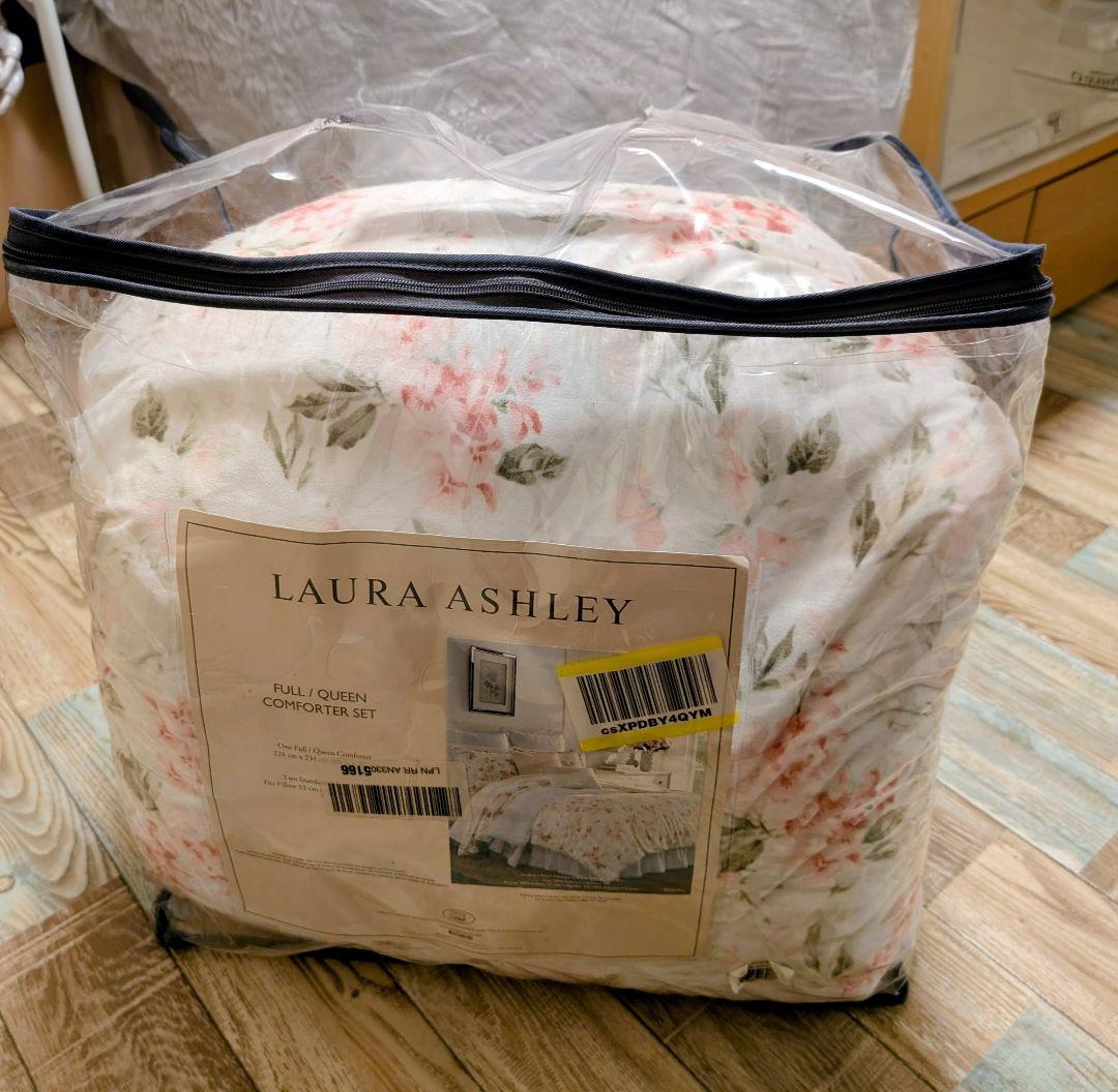 イタリアで購入ローラアシュレイ