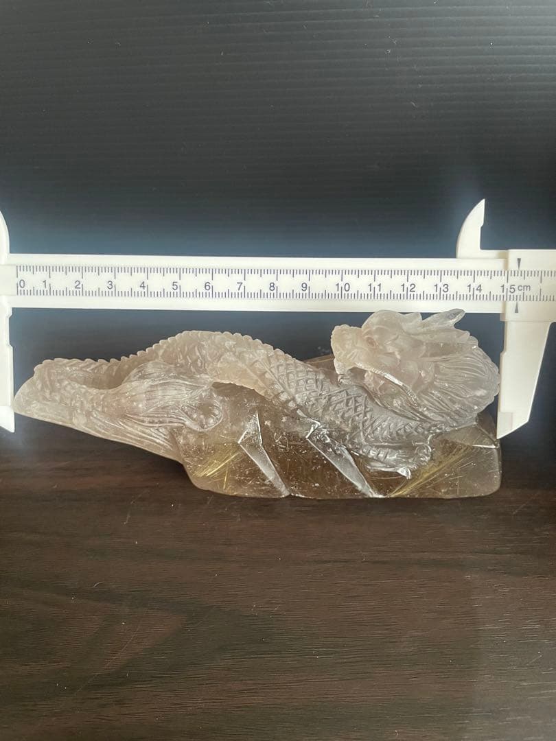 ルチル神龍の彫り物　天然石　鑑別書付き