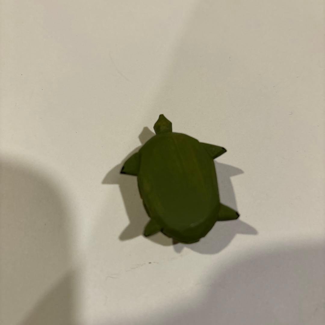 アトリエニキティキ   ドイツ　ハーン社　木彫り人形　かめ　新品