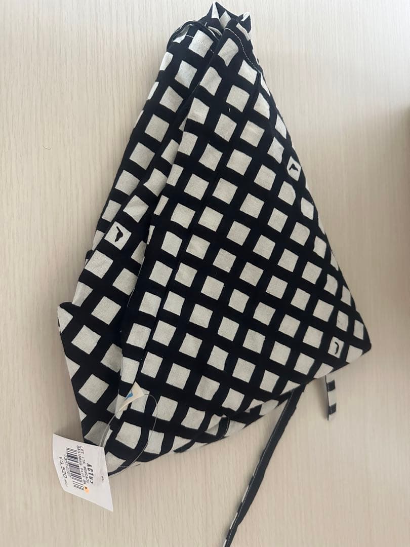 レトラメルカドバッグ