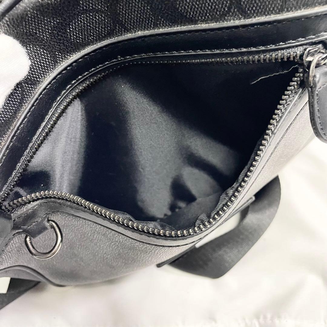 コーチ シグネチャー ショルダーバッグ ロゴ 大容量 多機能 PVC 斜めがけ