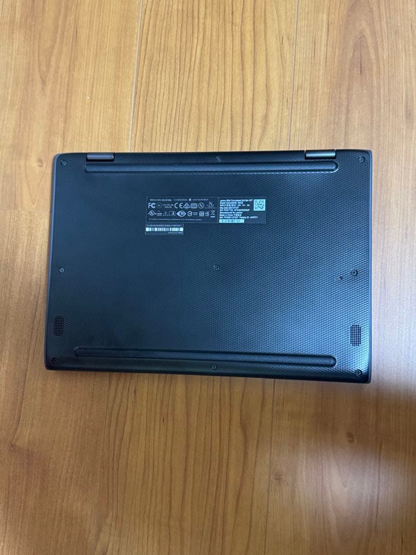 クロムブック『ケース、タッチペン、充電コード付き』