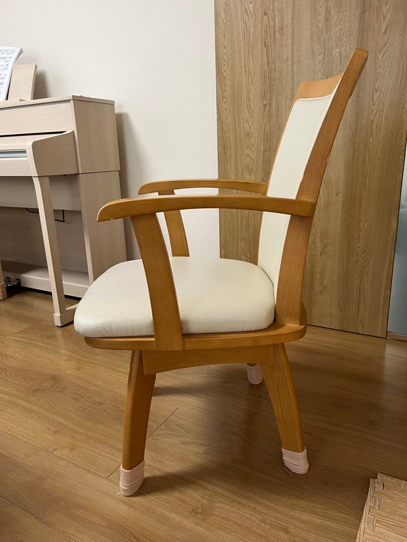 ニトリ　ダイニングチェア　定価22500円【直接引取歓迎(値引可)】　✖️4脚