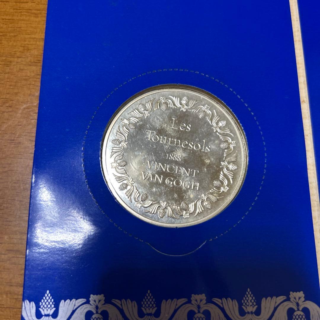 Les 100 Plus Grands Chefs-d'Œuvre メダル