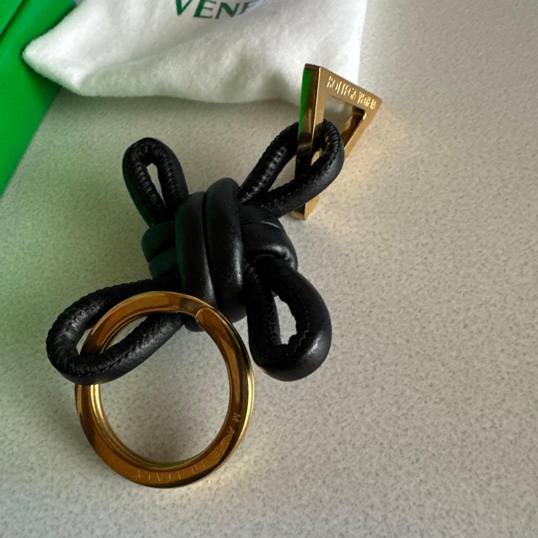 Bottega Veneta キーリング ブラック・ゴールド