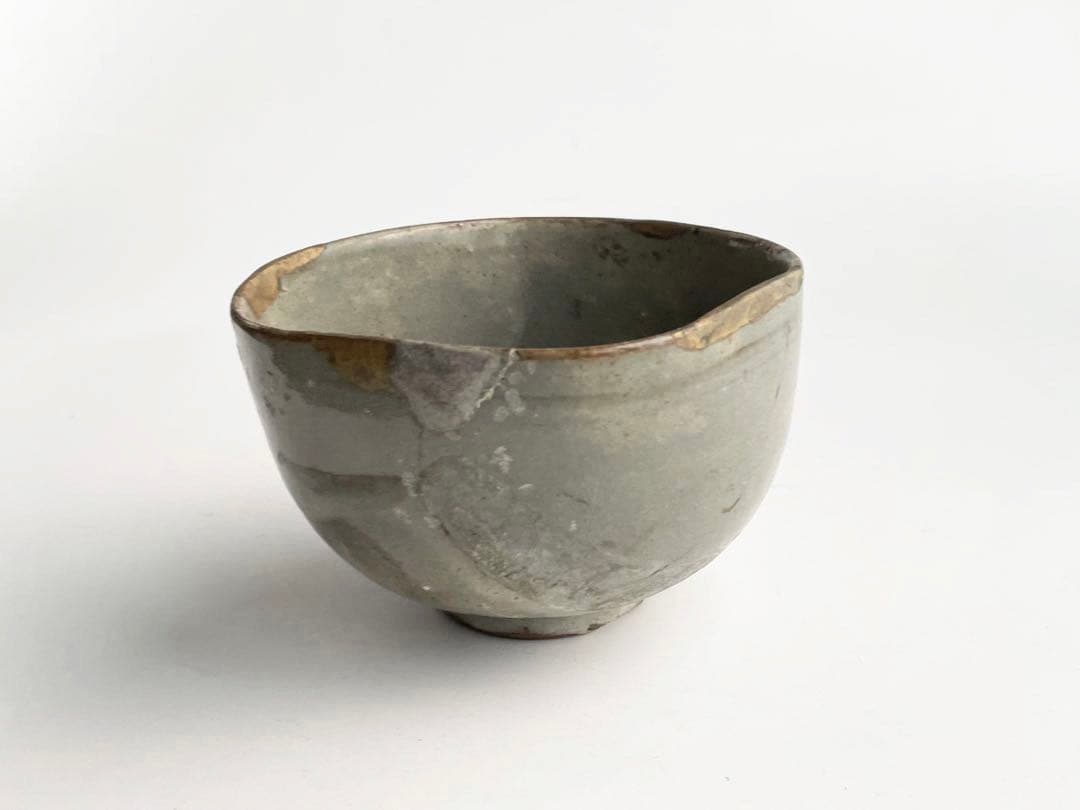 骨董　アンティーク　古唐津　絵唐津　茶碗　金継ぎ直し　金繕い　古美術　古陶磁