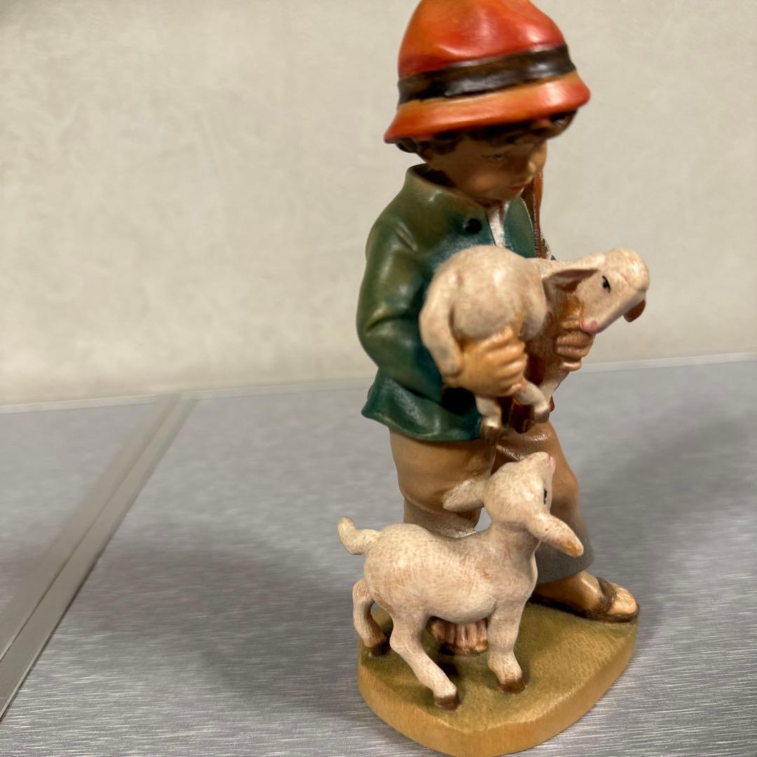 イタリア　Conrad Moroder社　木彫り人形　 写真追加しました