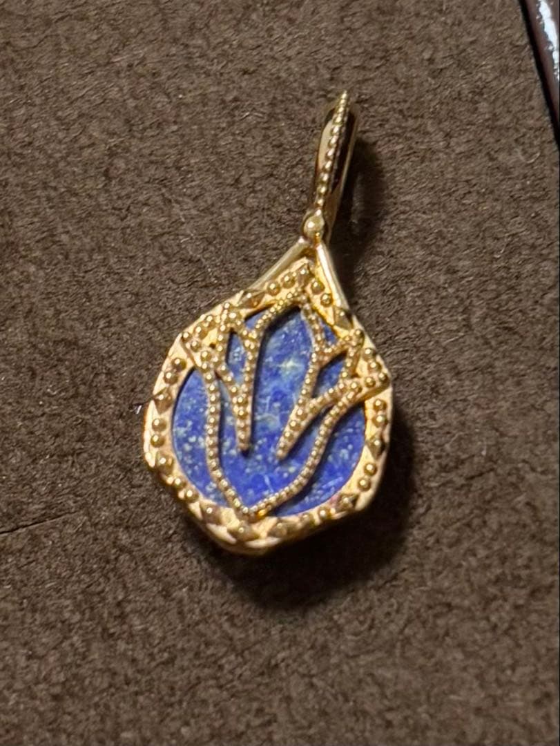 アガット　チャーム　ラピスラズリ　K10 agate