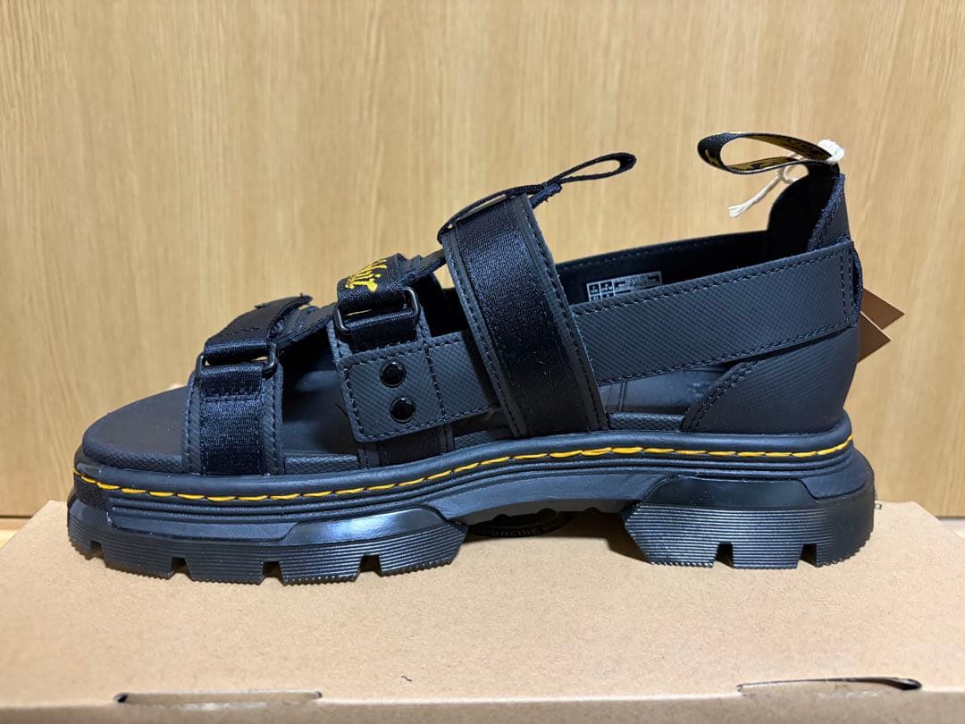 UK7 Dr.Martens PEARSON ドクターマーチン サンダル