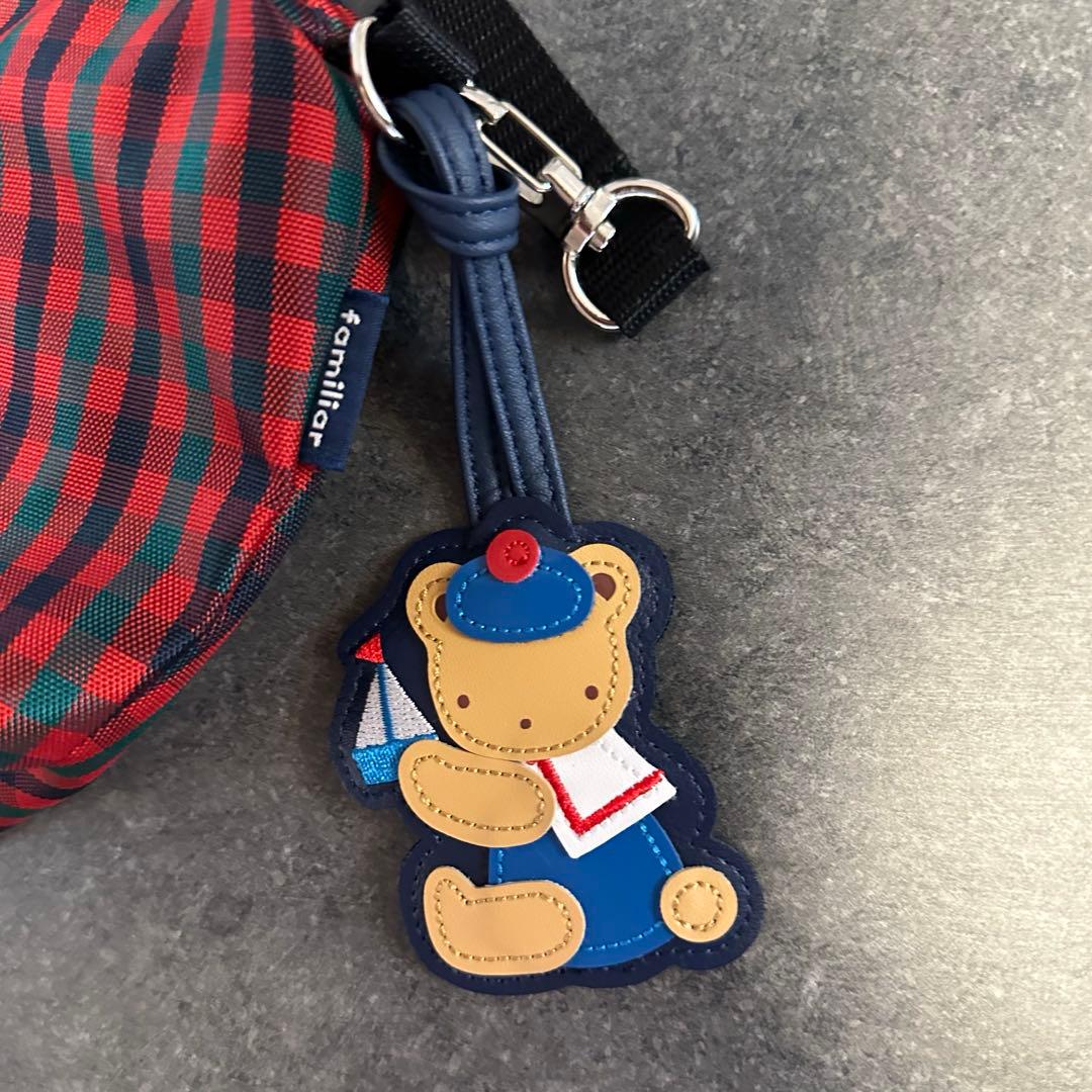 ファミリア　ショルダーバッグ　ポシェット　赤チェック　舟形