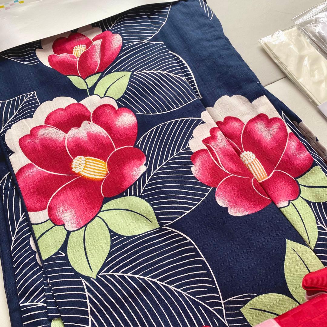 〈新品〉ネイビー花柄浴衣・帯・下駄セット　着付けセット付き