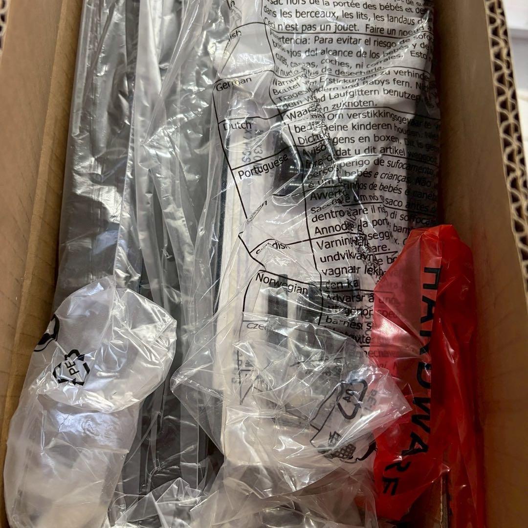 ベッドフレーム パイプベッド 収納 頑丈 安定性 耐久性 組み立て簡単 シングル