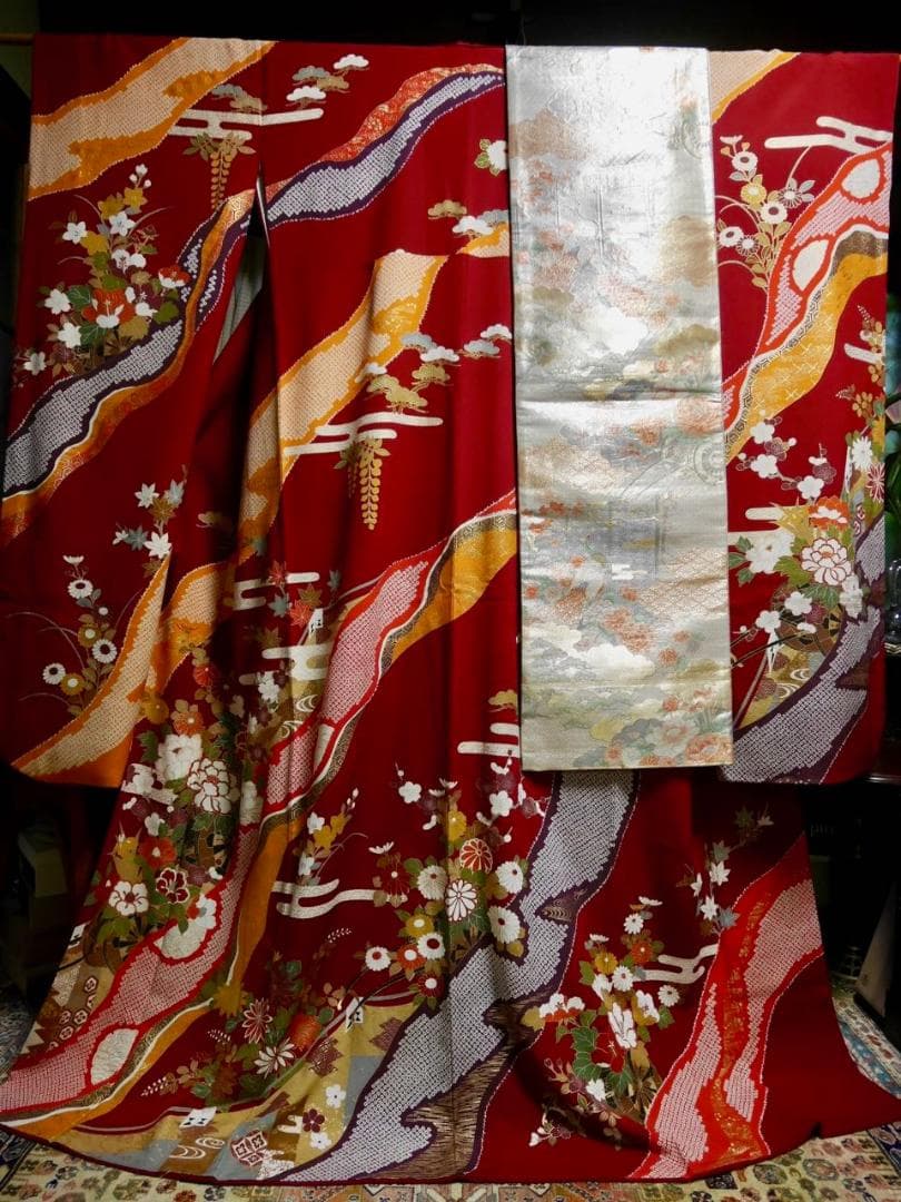 ミミ　本振袖 丹後縮緬手描き友禅 最高にエレガント成人式♪soleil q