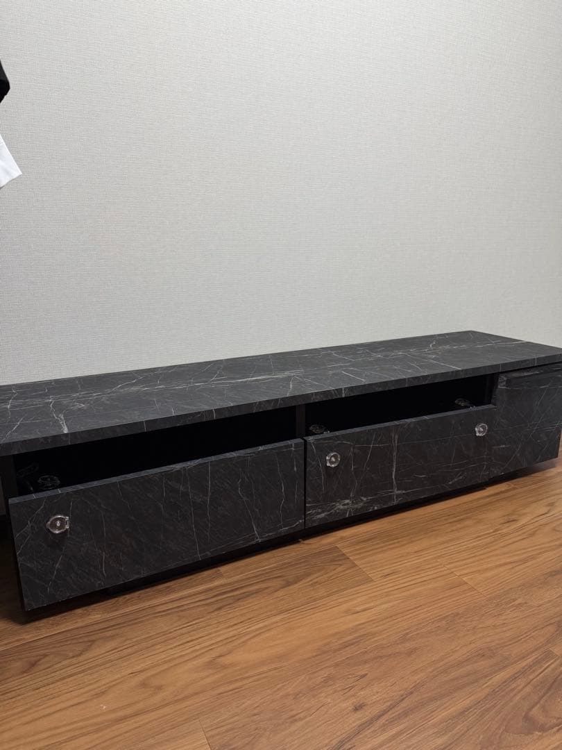 テレビボード大理石調　東京インテリア　限定価格！
