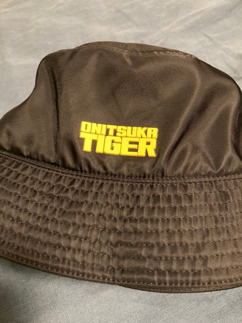 オニツカタイガー ロゴ バケットハット　ブラック