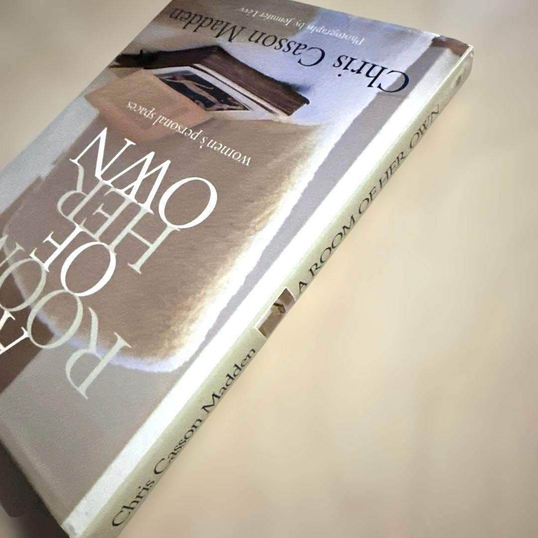 洋書A Room of Her Own: インテリア　希少本　絶版