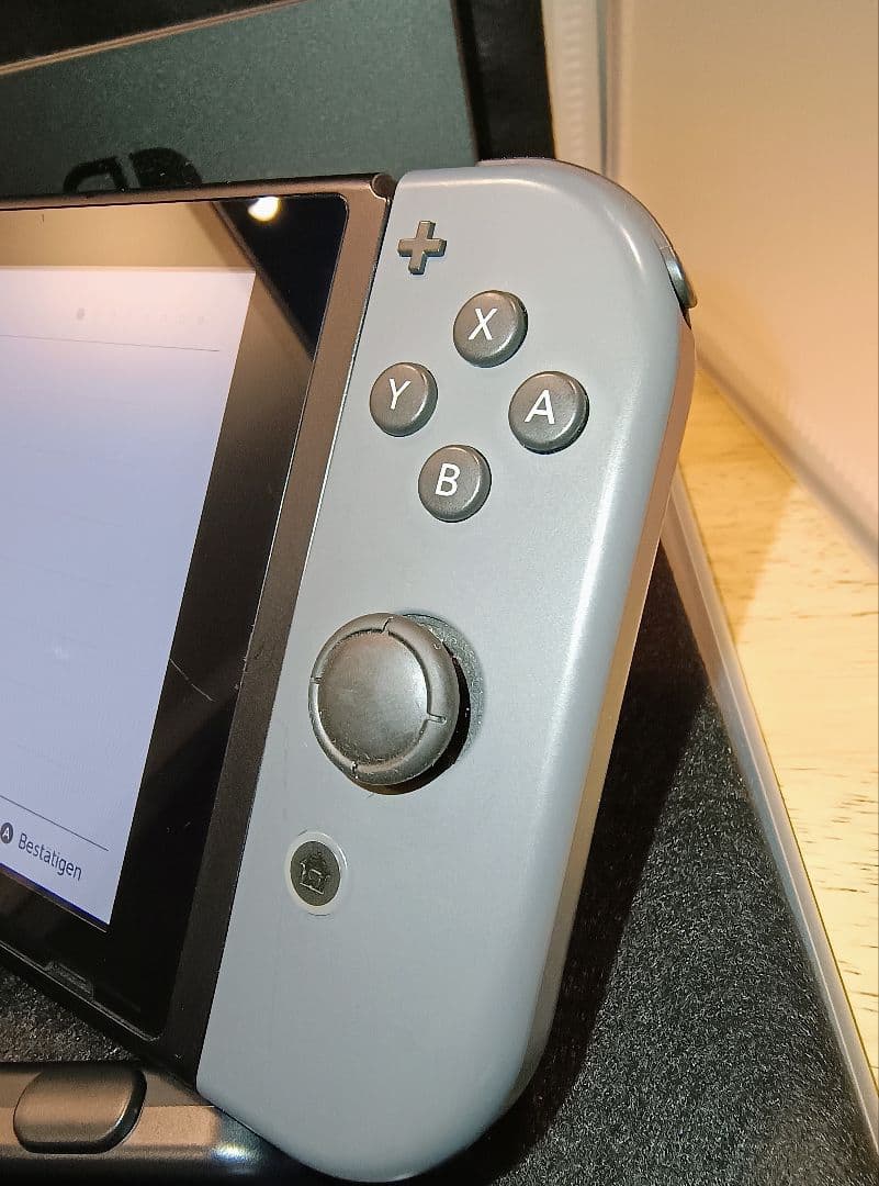 Nintendo Switch 本体 多言語対応