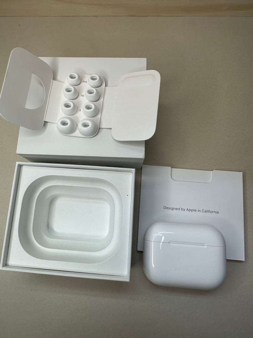 【極美品】AirPods Pro 3 MFHP4J/A 90N41