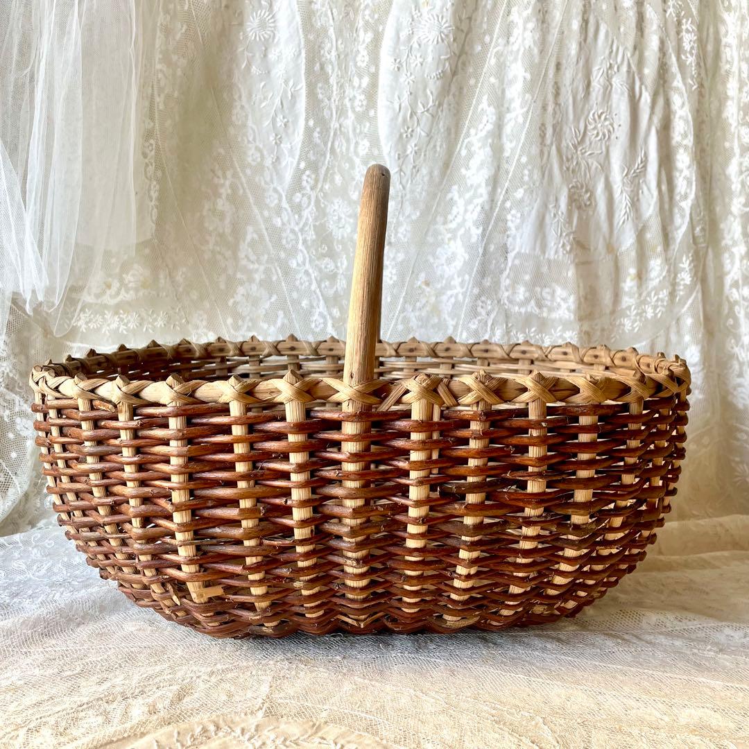 アンティークパニエ　ハンドル付き籠　フランスアンティーク　かごカゴ　赤ずきん