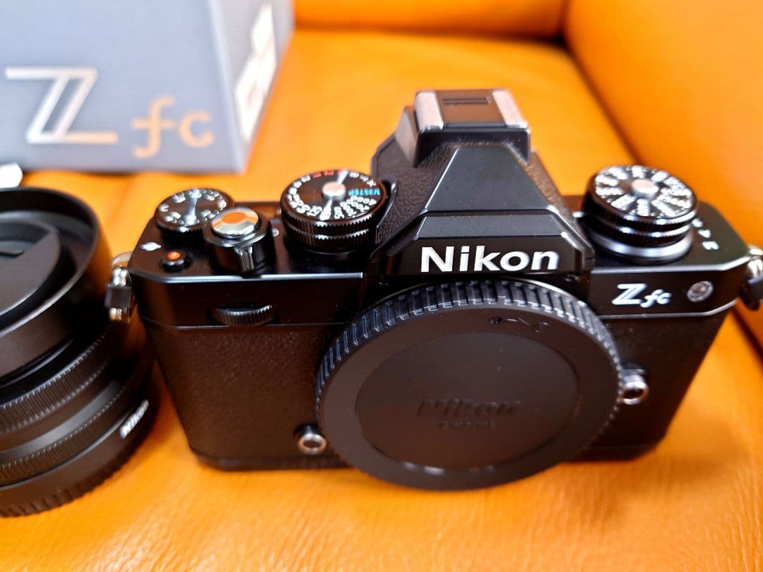 超美!Nikon Zfc Black+z16-50vr+金属フード+保護フィルタ