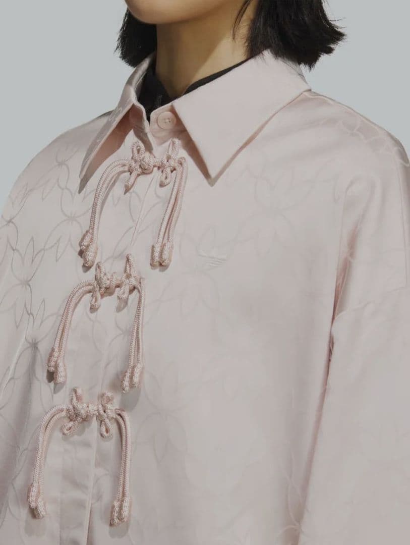 中国限定　新品S adidas アディダス シャツ KB6408