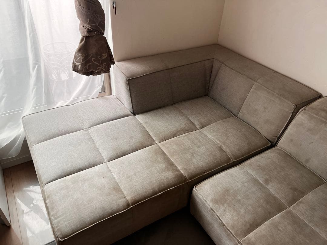 bo concept ボーコンセプト グレー コーナーソファ モダンデザイン②