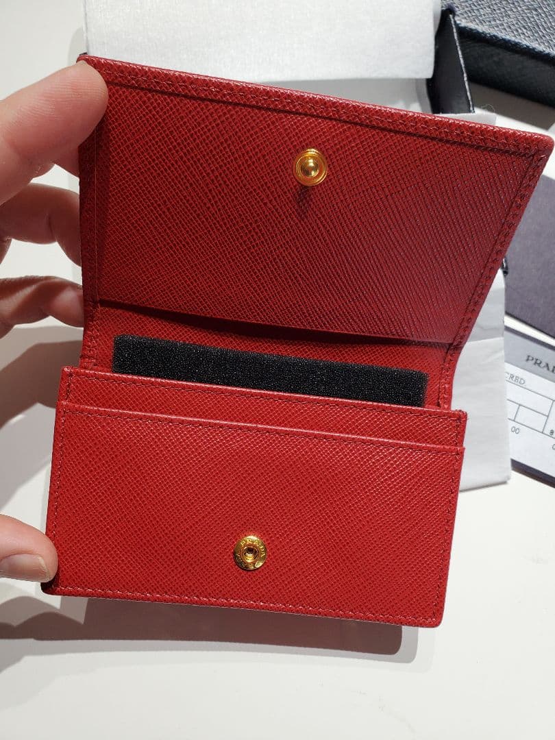 PRADA プラダ　サフィアーノレザー 名刺入れ レッド　赤