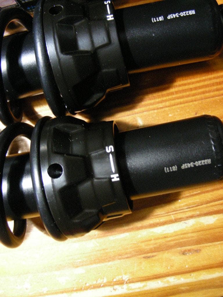 YSS DTG　L ２０ガスショック　 ブラック　CT125　345mm