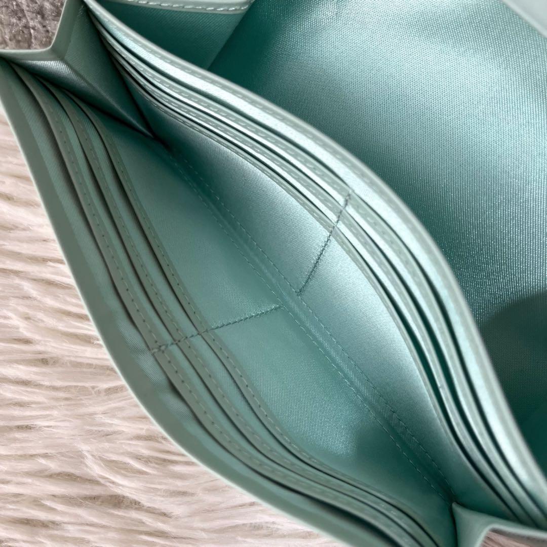 【新品未使用】エアリスト ネフィル ギャルソン長財布　オーロラ