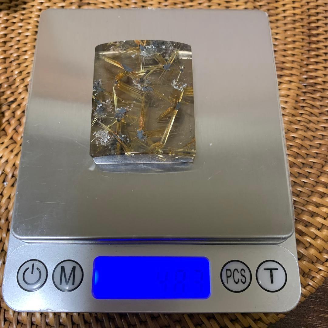 太陽放射ルチル　ケース付　46mm✖️37mm 厚さ10mm