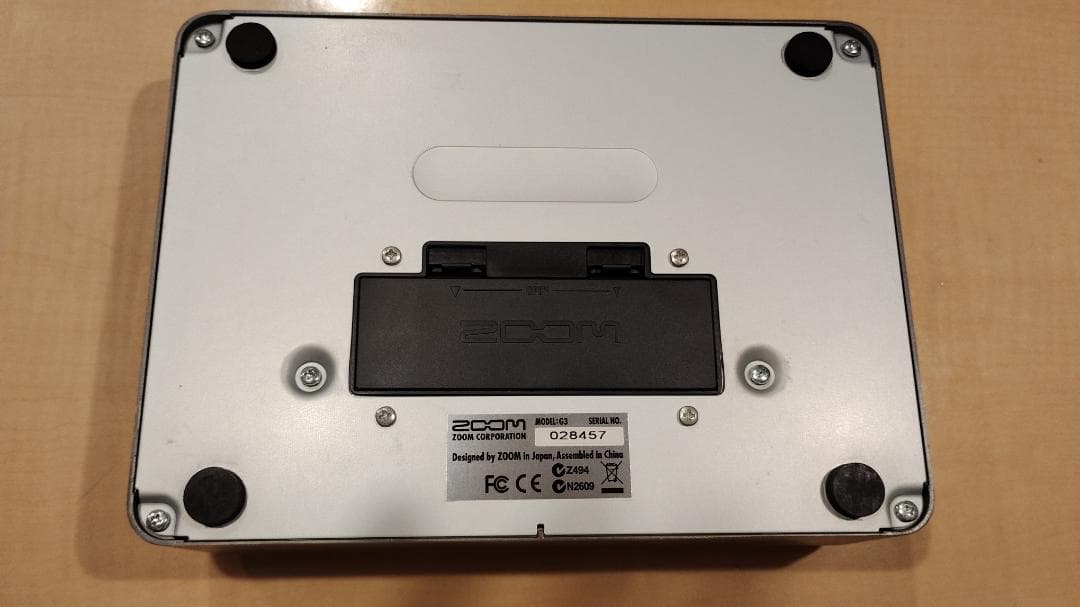 【美品・完備品】ZOOM G3 マルチエフェクター（ACアダプター箱・USB付）