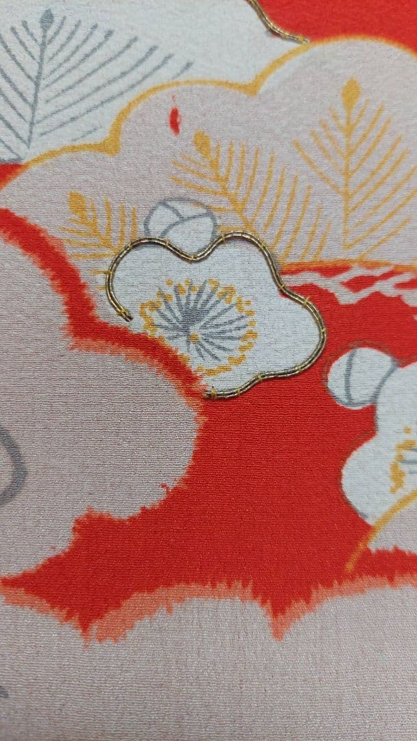 NA193アンティーク着物豪華金刺繍しつけ糸付き着丈128センチ裄丈60センチ