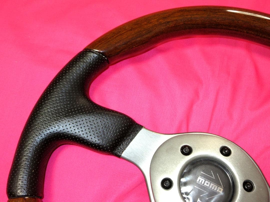 6260 正規品！MOMO FIGHTER モモ ファイター 35Φ