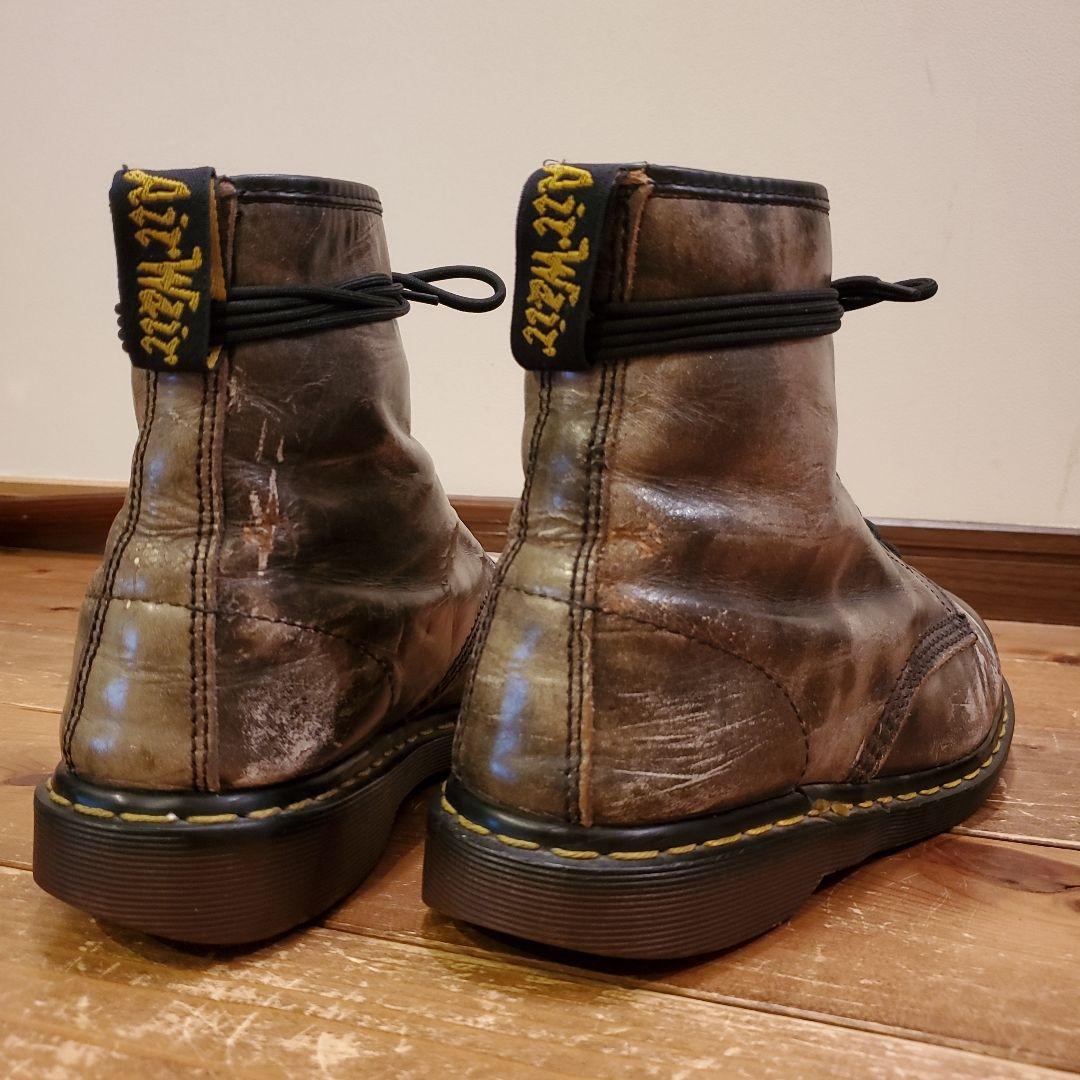 【なかなか稀な色×BIGサイズ】英国製ドクターマーチン 8ホール UK9