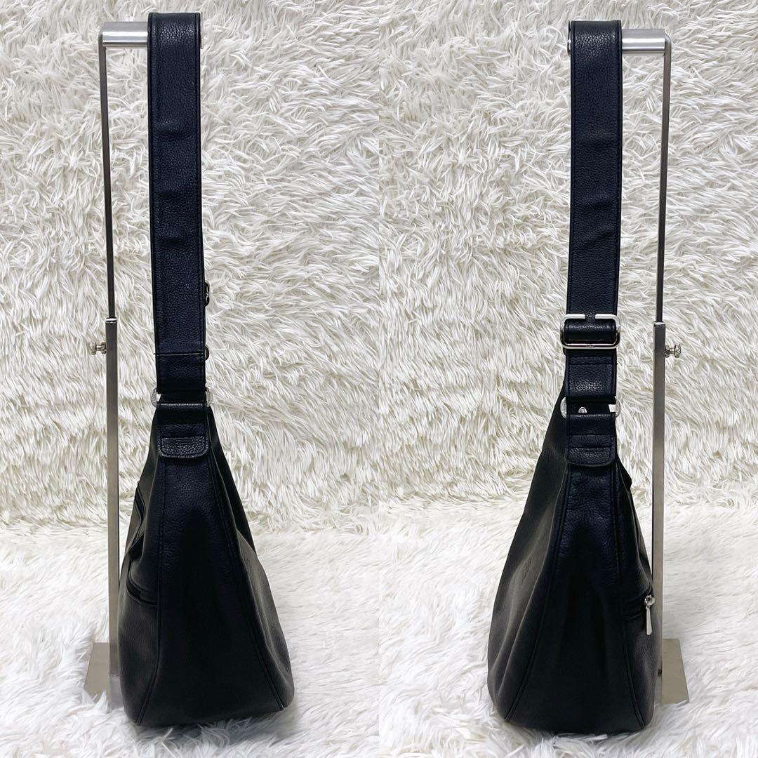 極美品 Longchamp ロンシャン ワンショルダー オールレザー 三日月