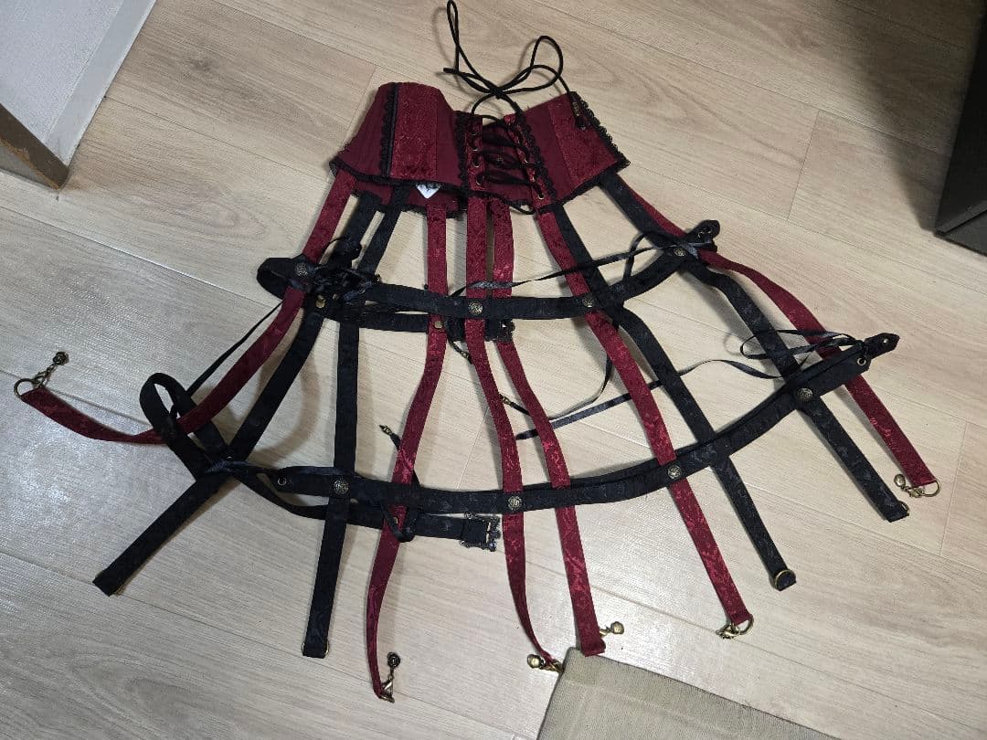 ozz☆ozz on☆オッズオン☆クリノリン☆赤黒