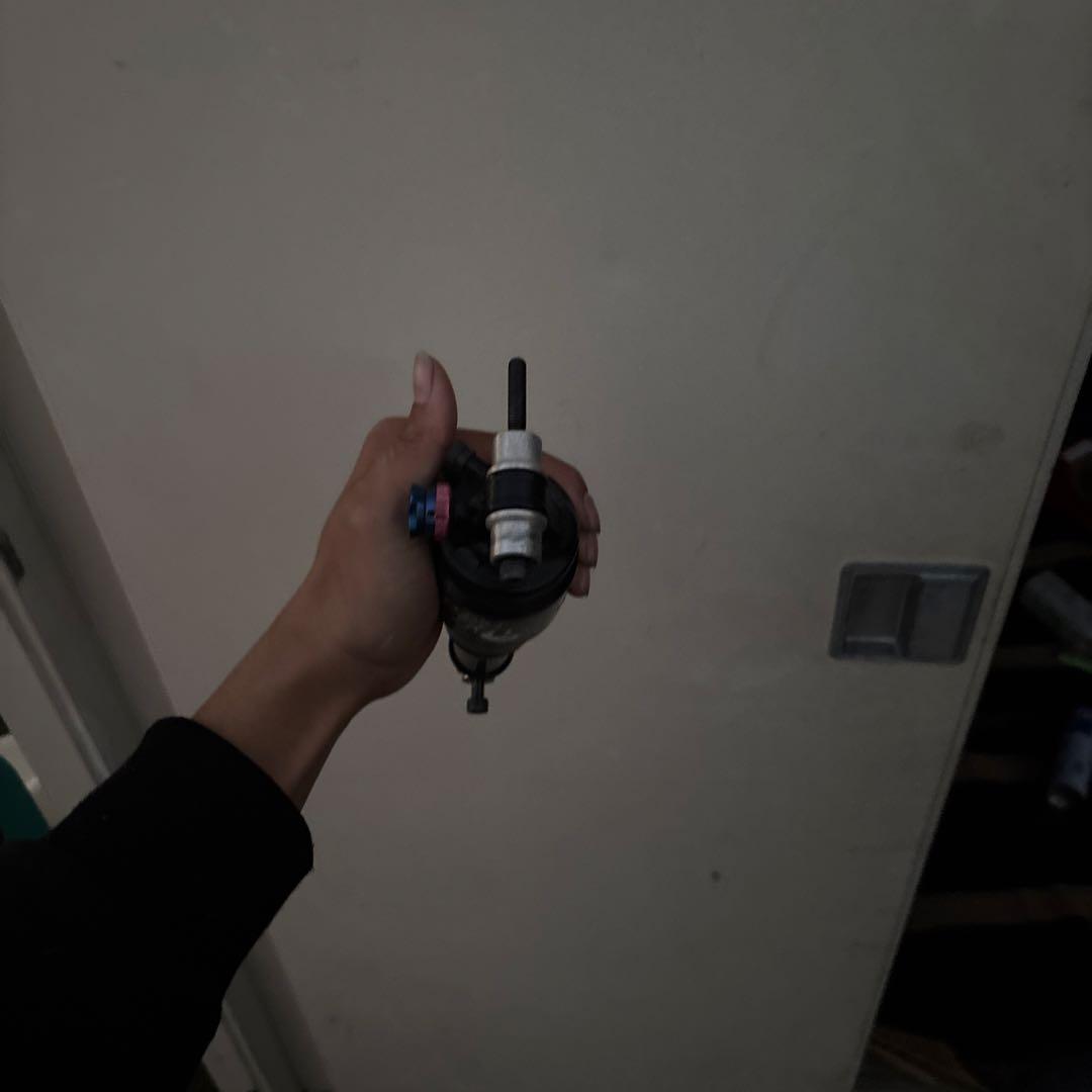 FOX FLOAT リアサスペンション