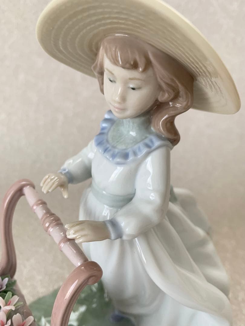 LLADRO リヤドロ キティカート 仔猫たちとお散歩