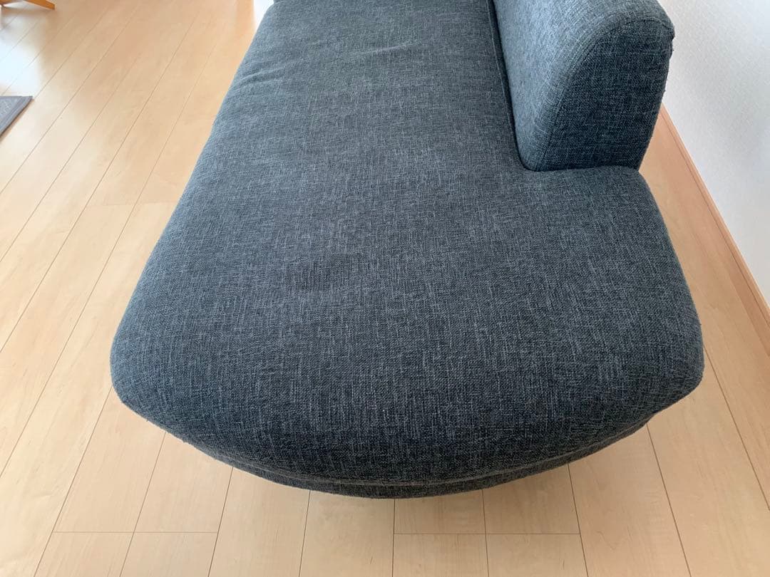 ダークグレー 布製カーブ型ソファ 2人用