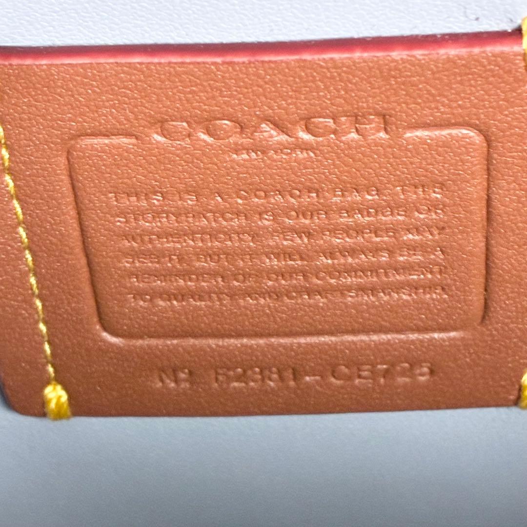 極美品　コーチ ハート クロスボディ キルティング　ショルダーバッグ