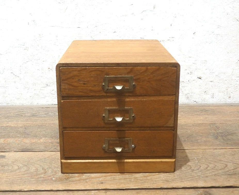 1361 ネームプレート取手の小引き出し　収納棚　書類ケース　レトロ　ビンテージ