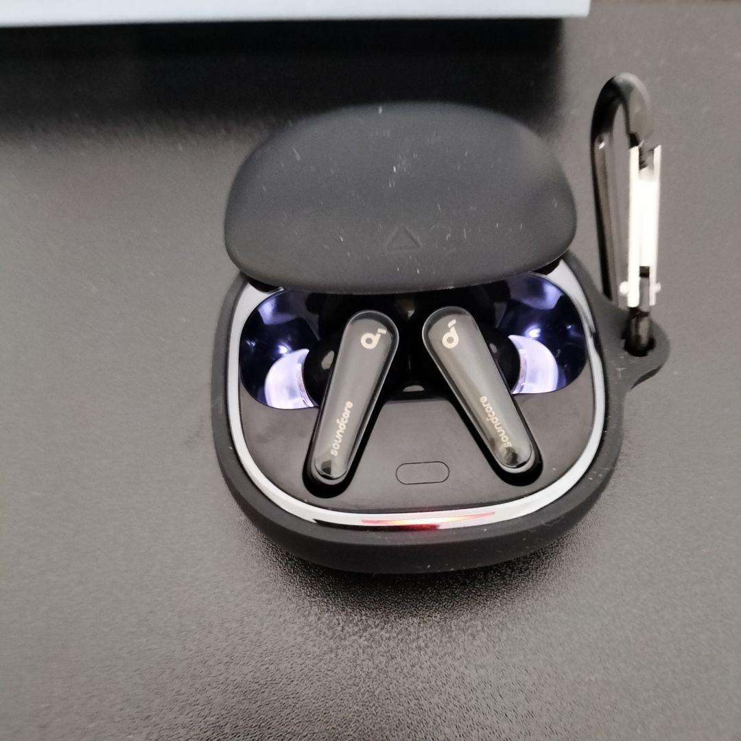 【即購入OK！匿名配送！】 Anker　アンカーリバティ4　ワイヤレスイヤホン