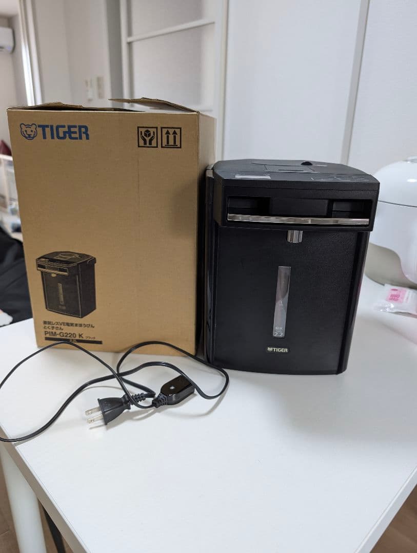 【外箱、取説あり】TIGER　蒸気レスVE電気魔法びんとく子さん