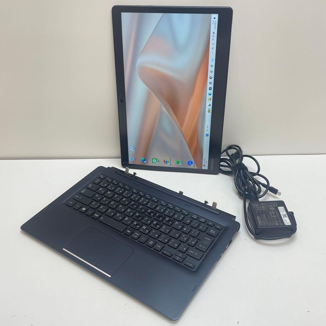 東芝 Dynabook 2in1 D83/M 8世代 i5 8GB Ssd256