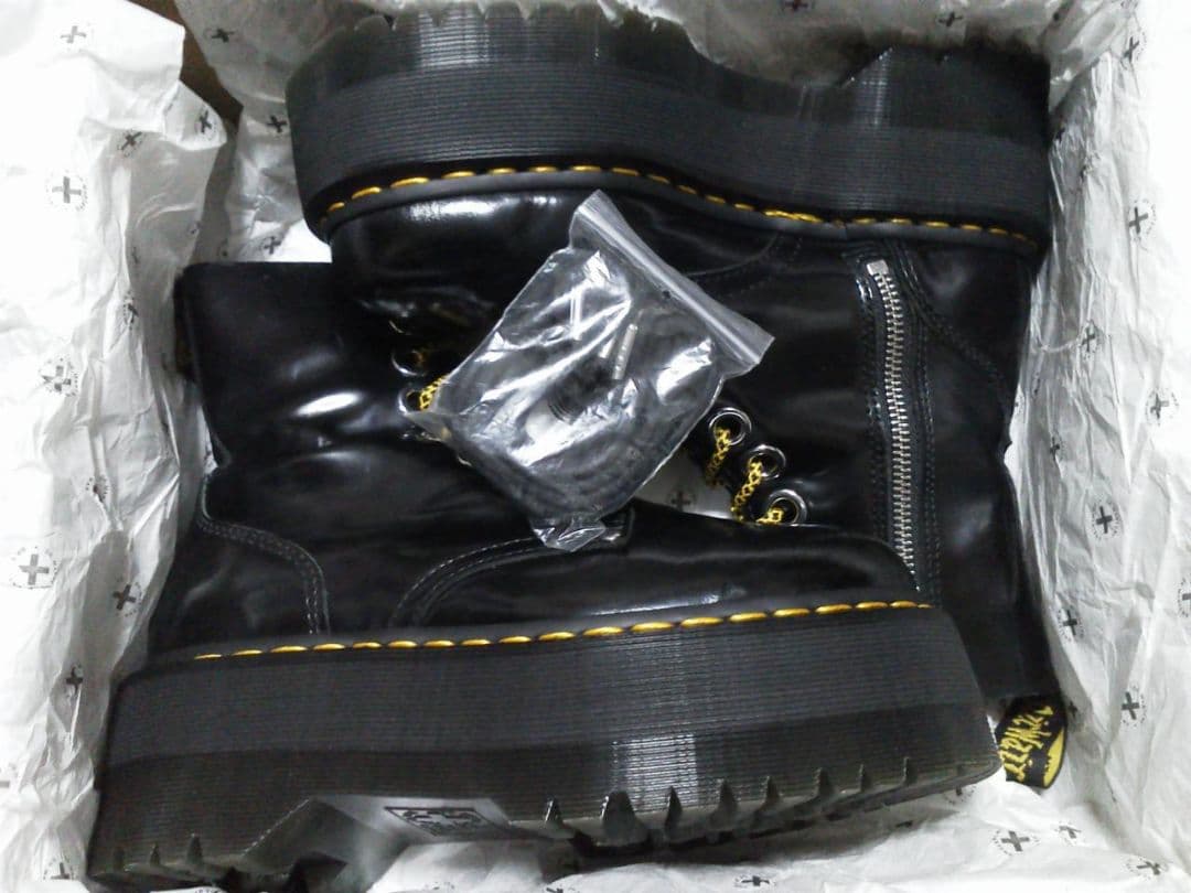 Dr.Martens JADON MAX UK4 黒 厚底 8ホール